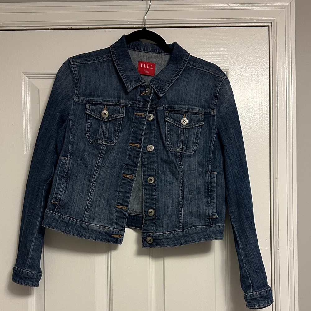 ELLE Cropped Denim Jacket Medium Wash Trucker Size *Large